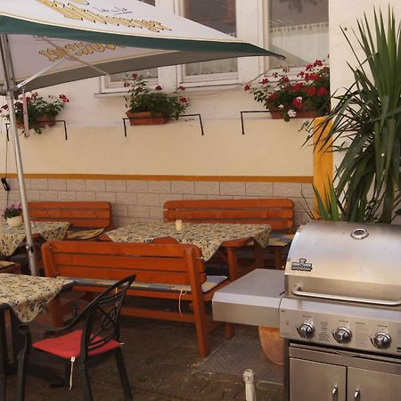 Hotel-Restaurant Ehses Zeltingen-Rachtig Bagian luar foto