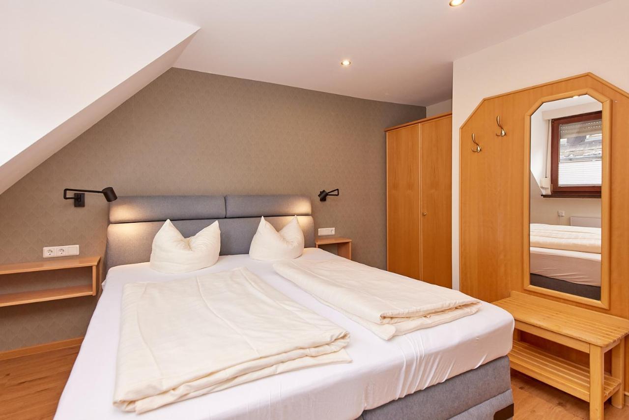 Hotel-Restaurant Ehses Zeltingen-Rachtig Bagian luar foto